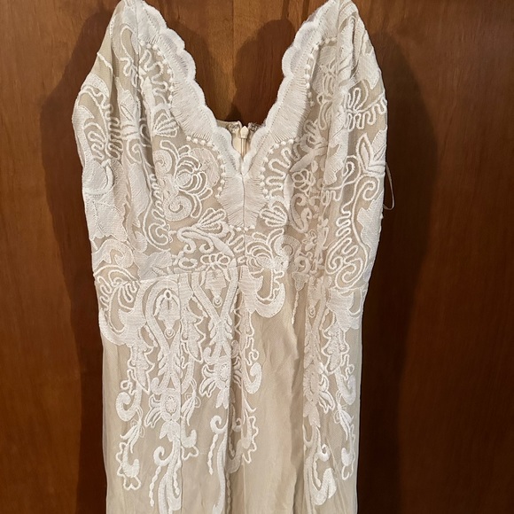 Champagne maxi dress with lace size large - Picture 6 of 12